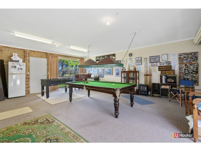 56 Eastern Beach Road, Lakes Entrance VIC 3909