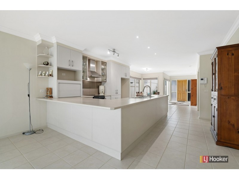 2/122 Golf Links Road, Lakes Entrance VIC 3909