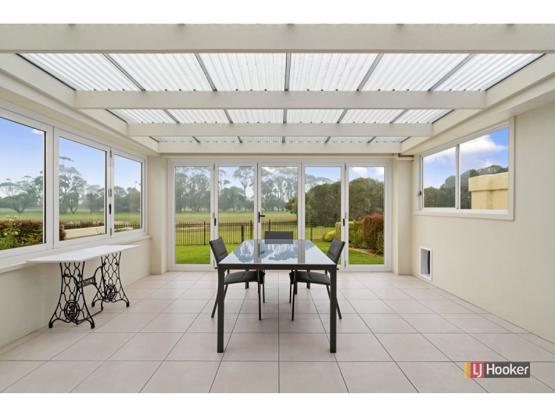 2/122 Golf Links Road, Lakes Entrance VIC 3909