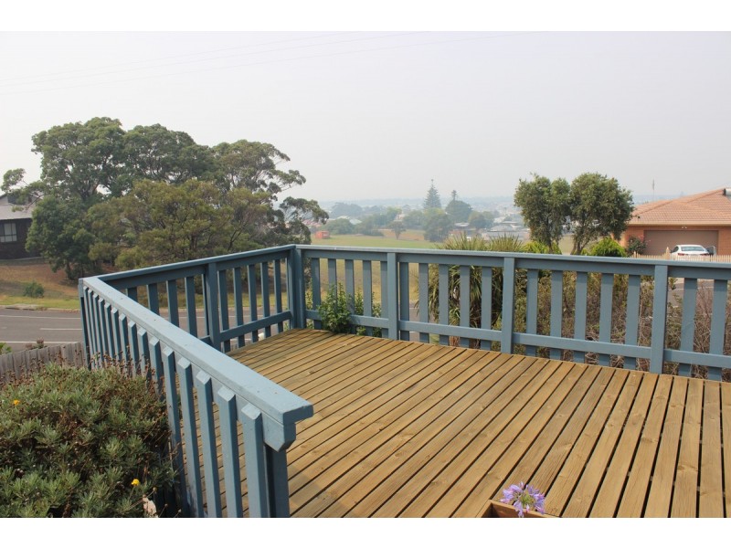 66 O’Neills Road, Lakes Entrance VIC 3909