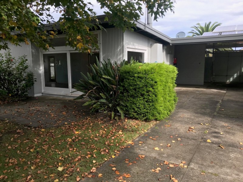 76 Roadknight Street, Lakes Entrance VIC 3909