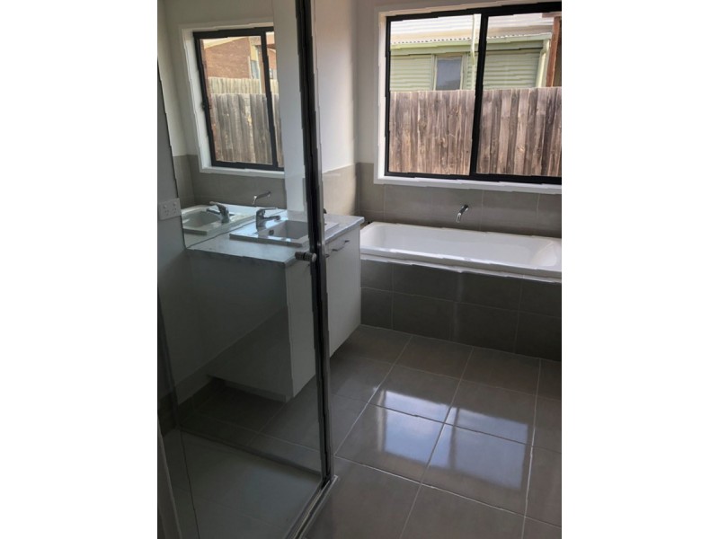 Unit/2/12 Bills Street, Lakes Entrance VIC 3909