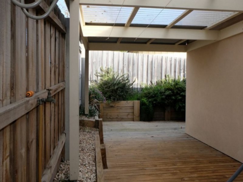 2/1 Worcester Road, Lakes Entrance VIC 3909