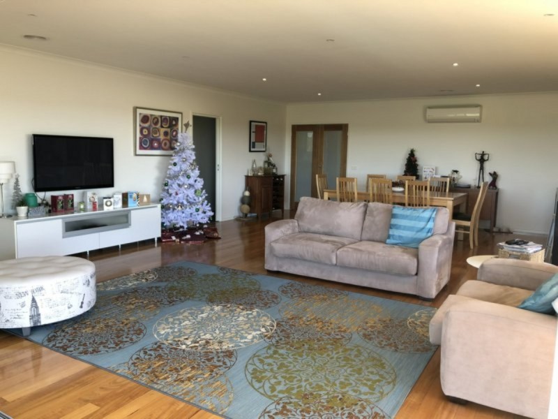 49 Morton Drive, Eastwood VIC 3875