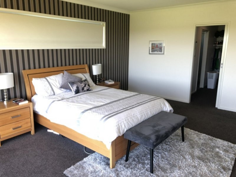 49 Morton Drive, Eastwood VIC 3875