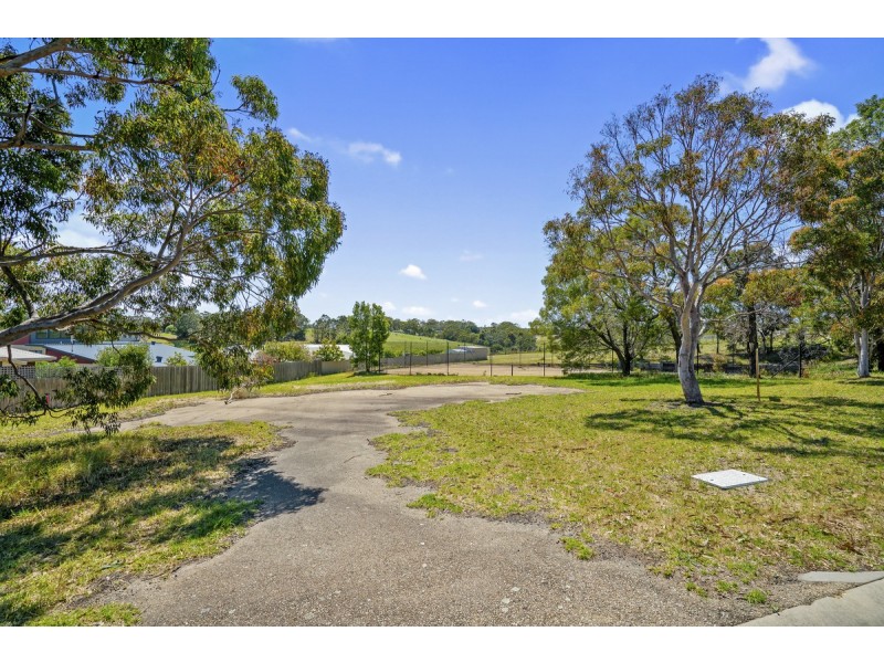 2-4 Tarra Drive, Lakes Entrance VIC 3909