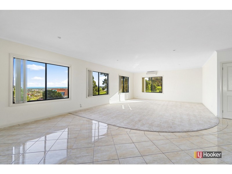 8 Williams Road, Lakes Entrance VIC 3909