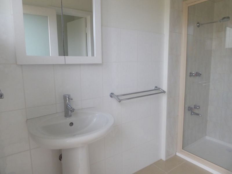 3/2 Lakeside Drive, Lake Tyers Beach VIC 3909