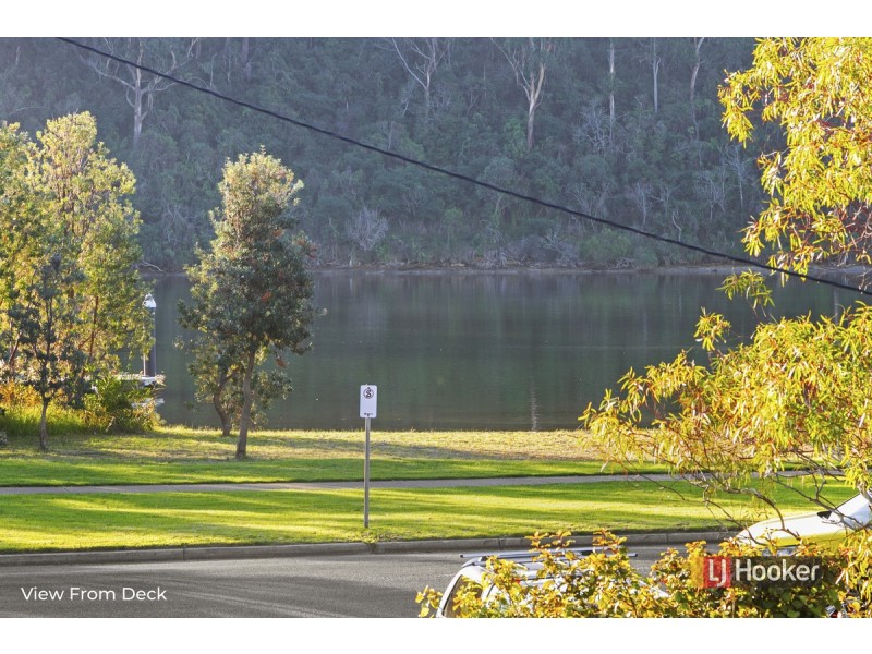 2/22 Marine Parade, Lakes Entrance VIC 3909