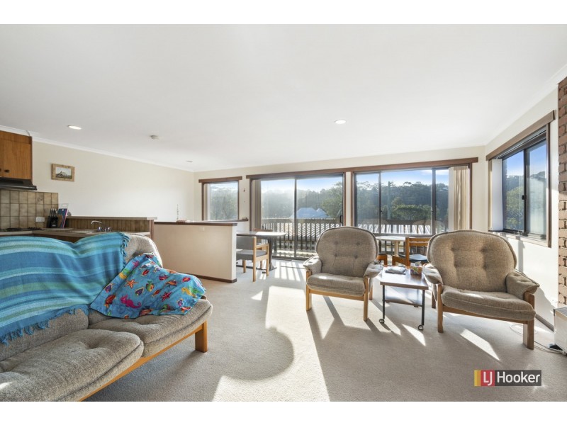 2/22 Marine Parade, Lakes Entrance VIC 3909