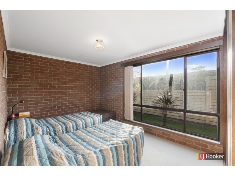 2/22 Marine Parade, Lakes Entrance VIC 3909
