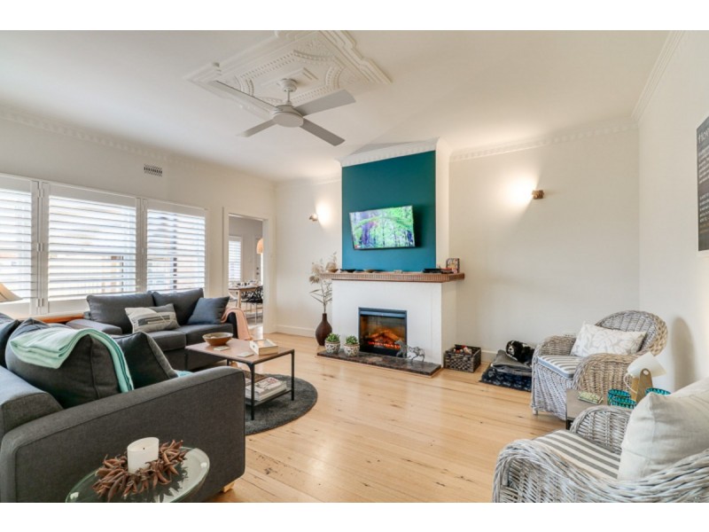 1/16 Bulmer Street, Lakes Entrance VIC 3909