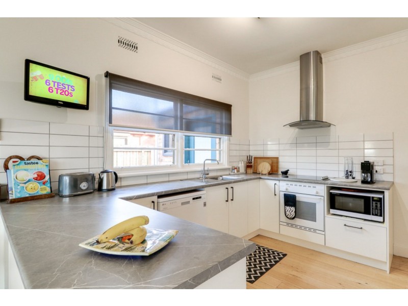 1/16 Bulmer Street, Lakes Entrance VIC 3909