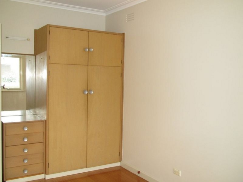 2/13 Roadknight Street, Lakes Entrance VIC 3909