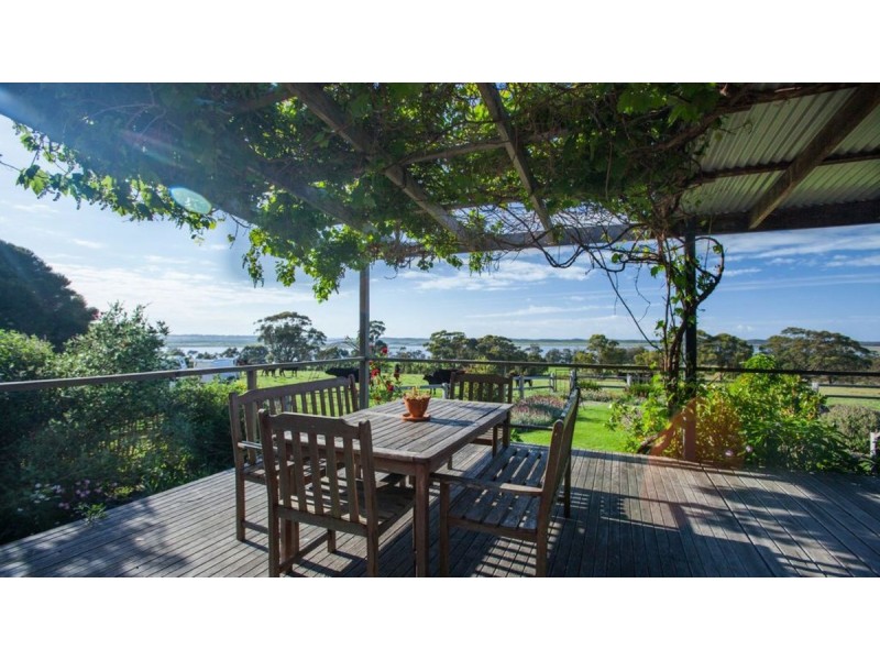 392 Lake Road, Newmerella VIC 3886