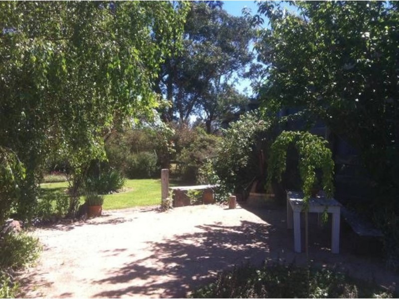 392 Lake Road, Newmerella VIC 3886