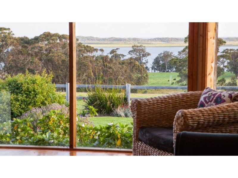 392 Lake Road, Newmerella VIC 3886