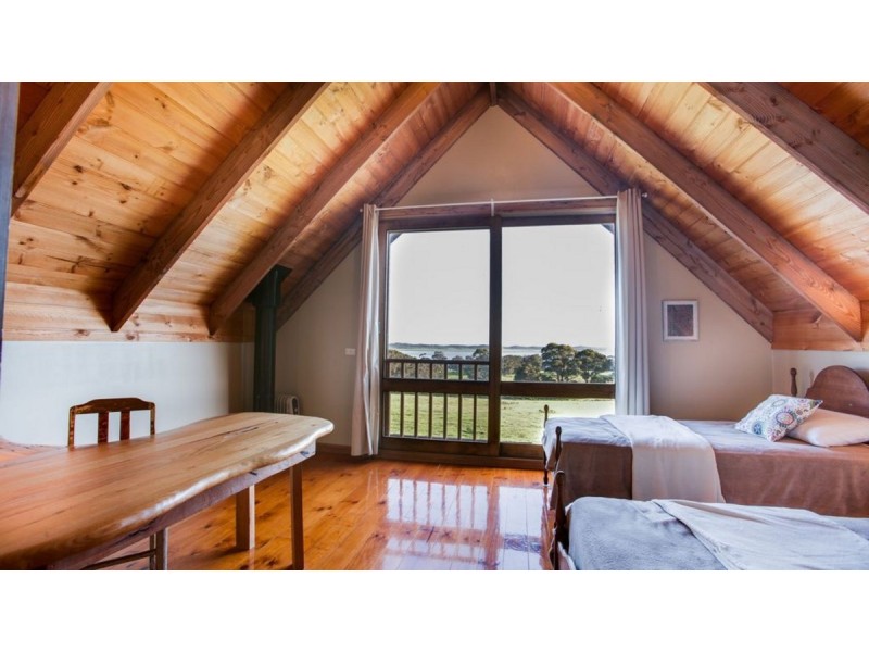 392 Lake Road, Newmerella VIC 3886