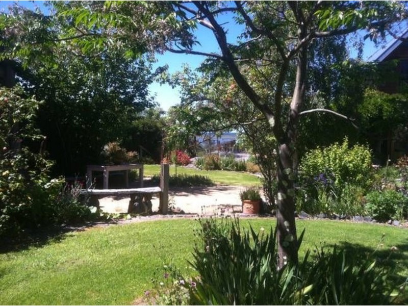 392 Lake Road, Newmerella VIC 3886