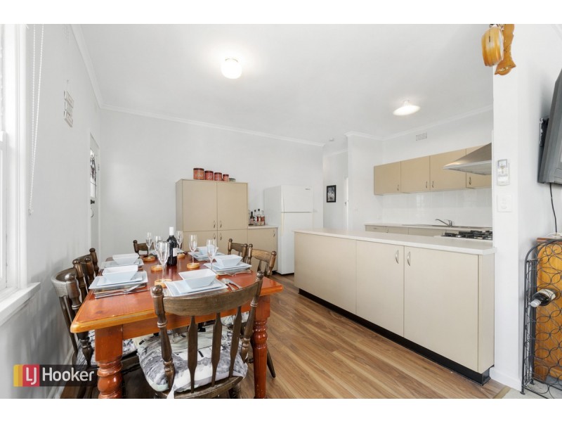 28 West Crescent, Lakes Entrance VIC 3909