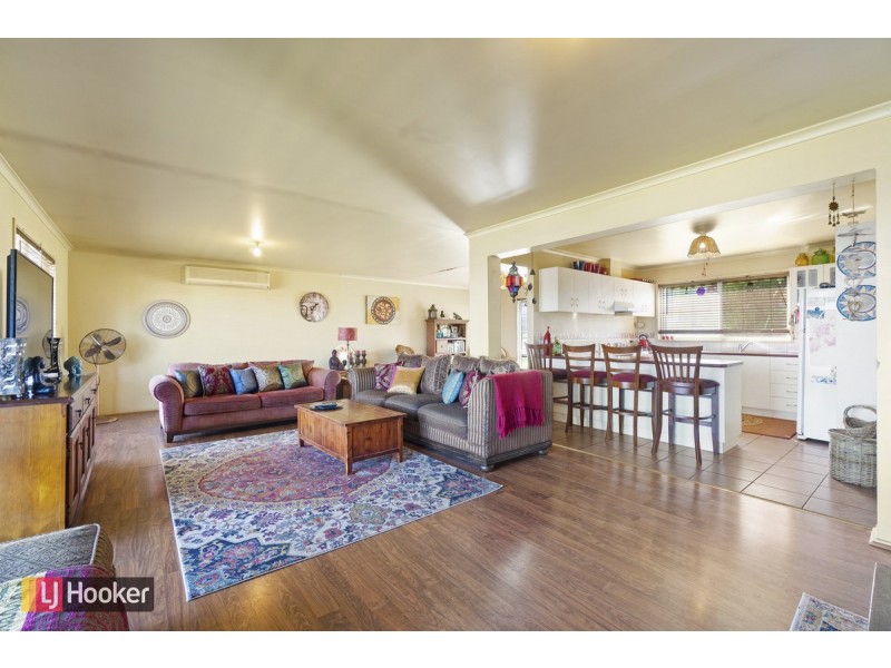 38 Bronsdon Street, Lakes Entrance VIC 3909