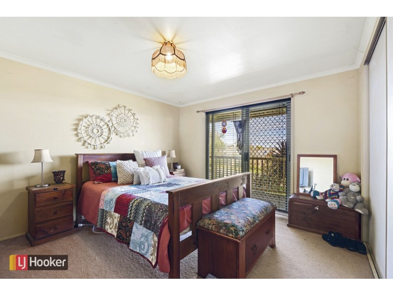 38 Bronsdon Street, Lakes Entrance VIC 3909