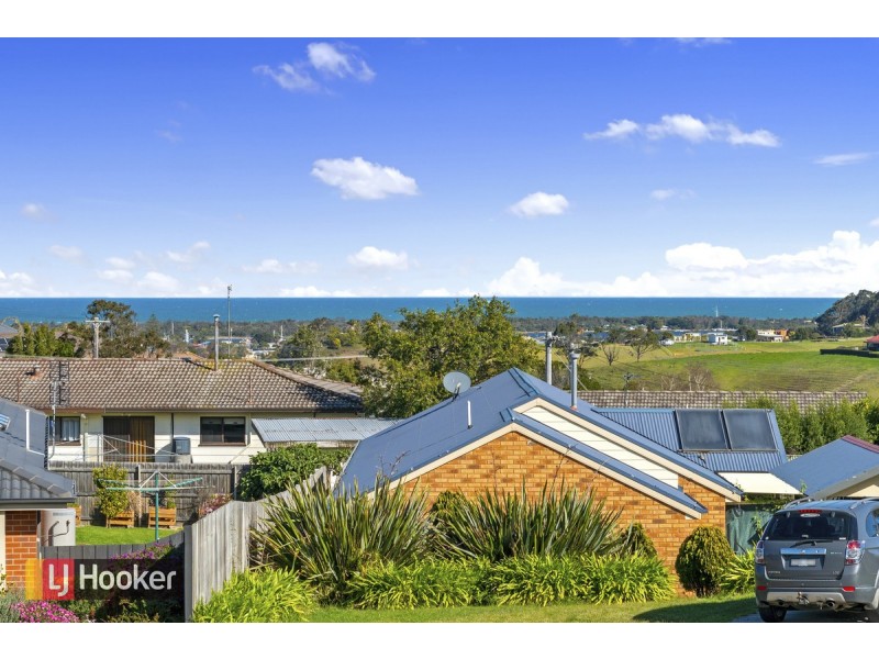 38 Bronsdon Street, Lakes Entrance VIC 3909