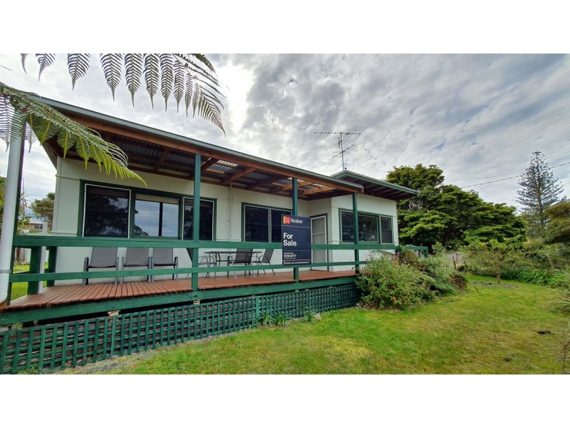 11 Pearl Point Road, Bemm River VIC 3889