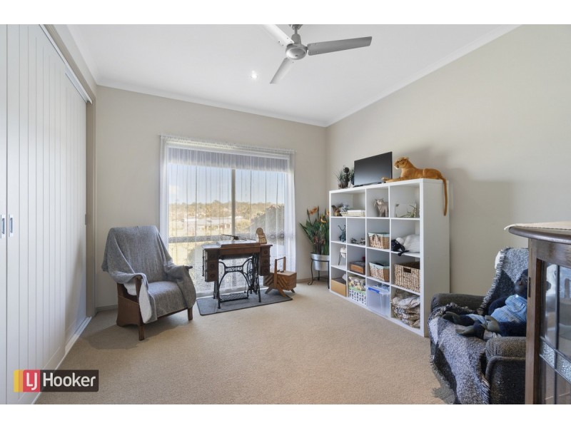 16 McMeekins Road, Swan Reach VIC 3903