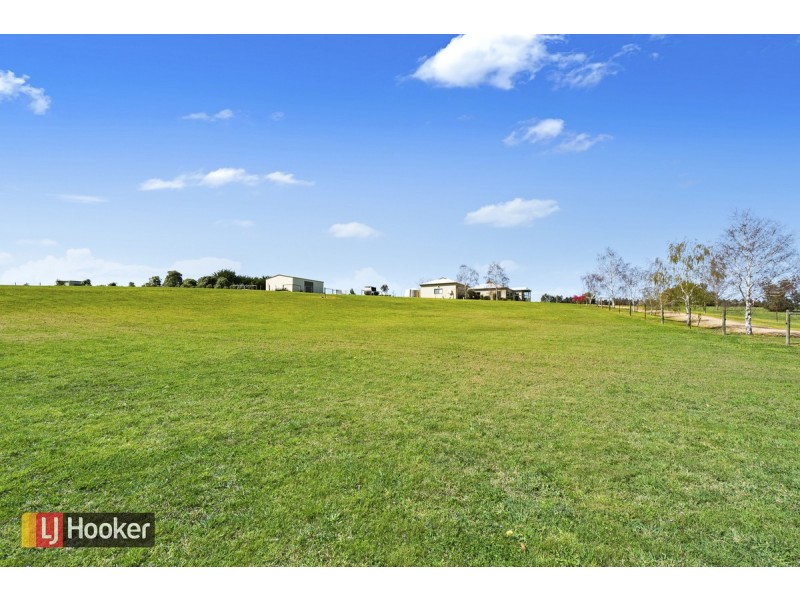 16 McMeekins Road, Swan Reach VIC 3903