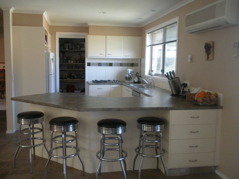 5 Highland Court, Lakes Entrance VIC 3909