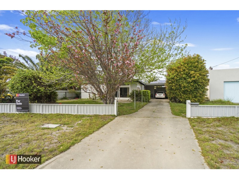 76 Roadknight Street, Lakes Entrance VIC 3909