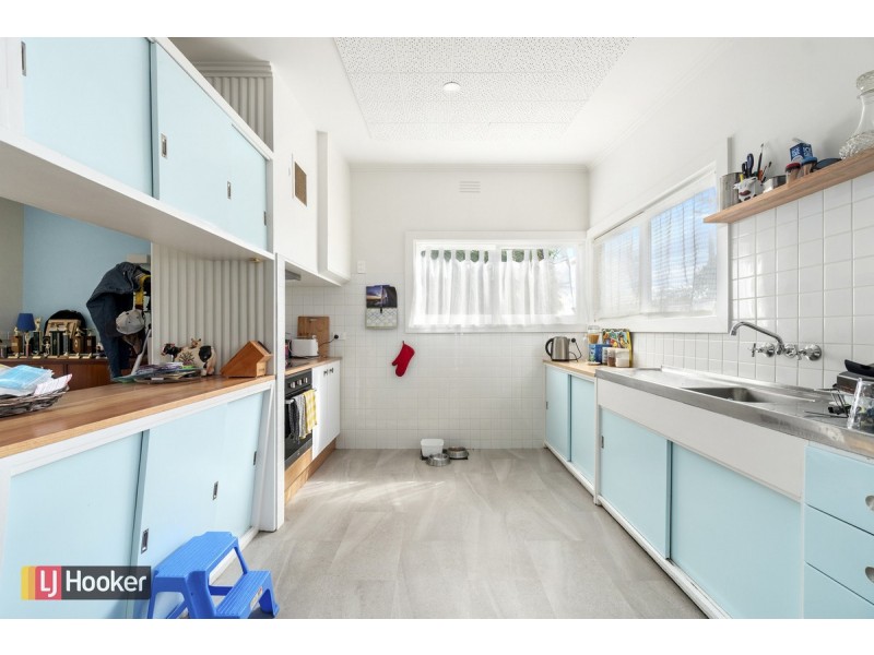 76 Roadknight Street, Lakes Entrance VIC 3909