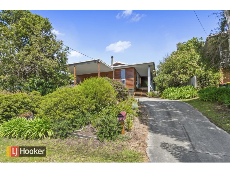 17 Campbell Grove, Lake Bunga VIC 3909