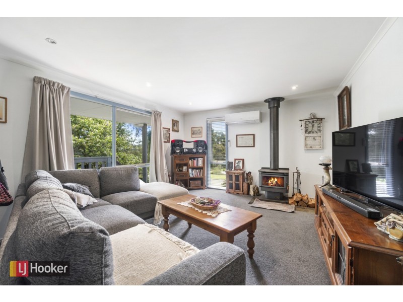 17 Campbell Grove, Lake Bunga VIC 3909