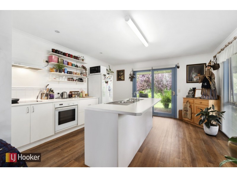 17 Campbell Grove, Lake Bunga VIC 3909