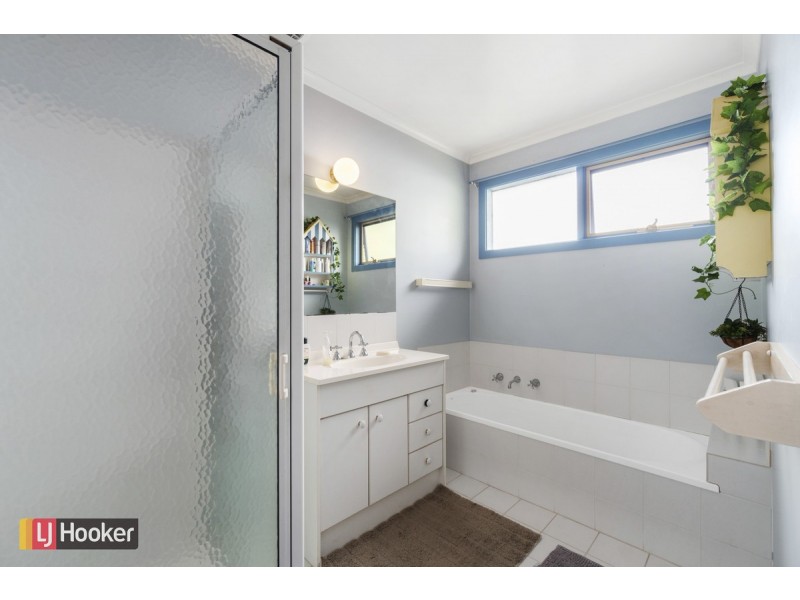 17 Campbell Grove, Lake Bunga VIC 3909