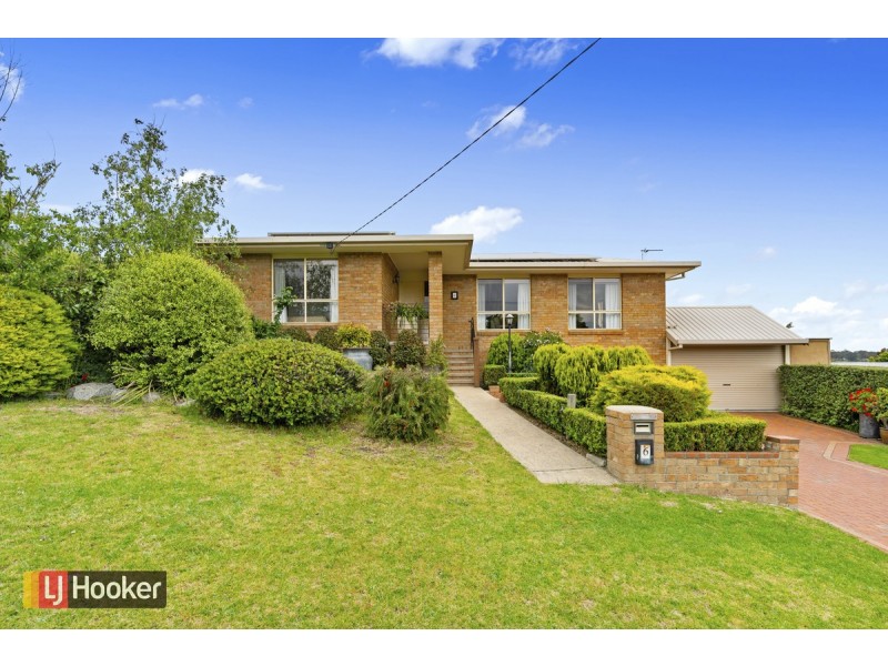 6 Periwinkle Drive, Lakes Entrance VIC 3909