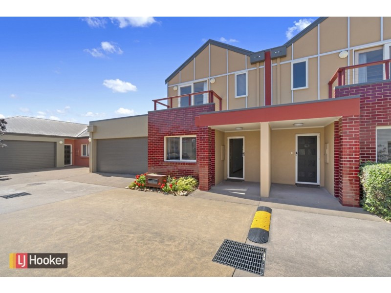 11/35 Church Street, Lakes Entrance VIC 3909