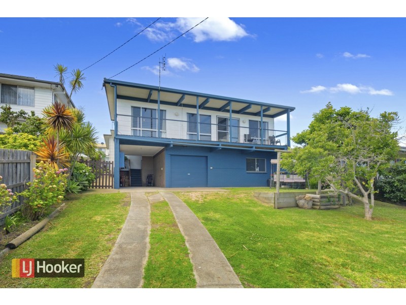 30 O’Neills Road, Lakes Entrance VIC 3909