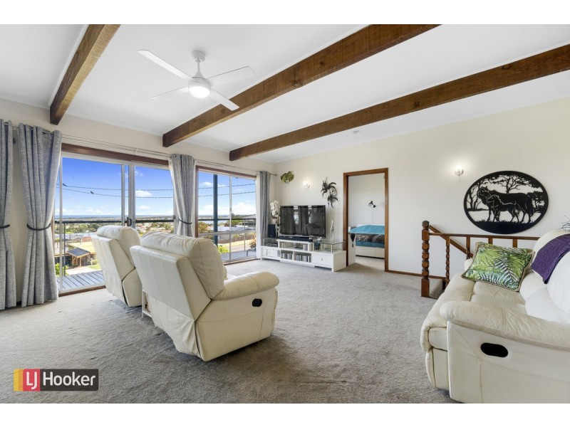 30 O’Neills Road, Lakes Entrance VIC 3909