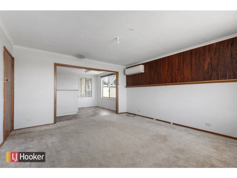 34 Bogong Street, Lakes Entrance VIC 3909