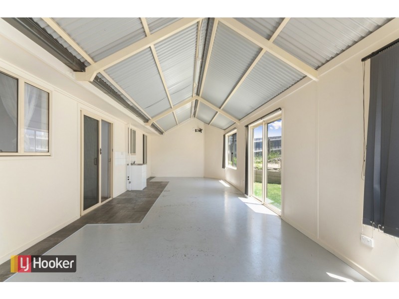 34 Bogong Street, Lakes Entrance VIC 3909