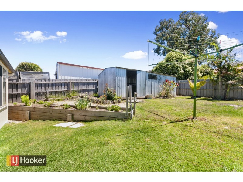 34 Bogong Street, Lakes Entrance VIC 3909