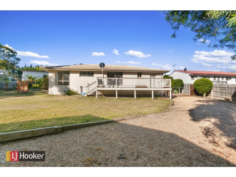 13 Christopher Court, Lakes Entrance VIC 3909