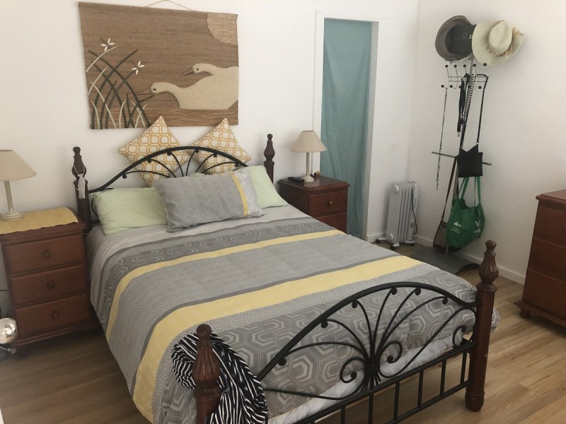 2/13 Middle Street, Lakes Entrance VIC 3909