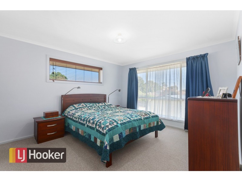 23 Bronsdon Street, Lakes Entrance VIC 3909