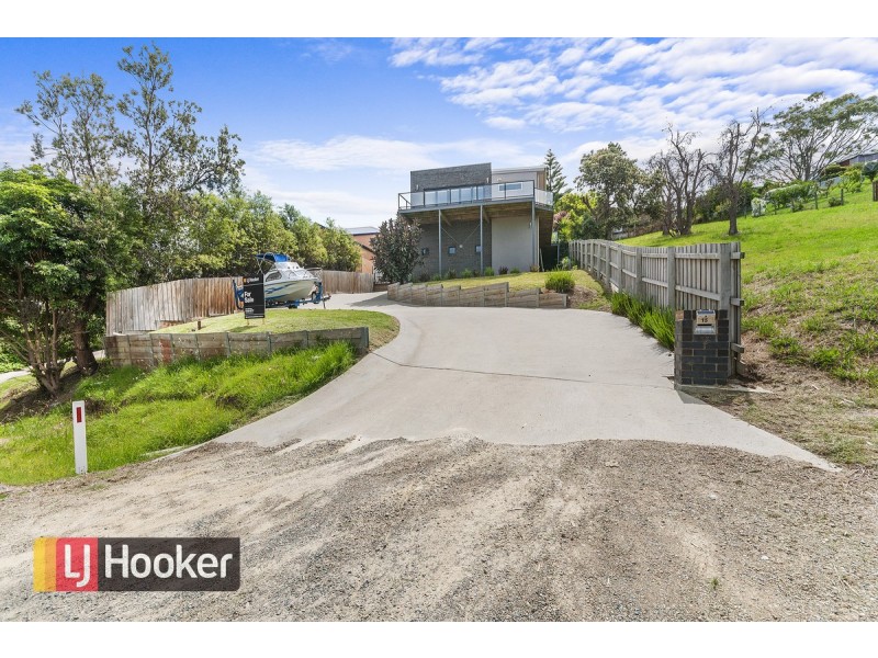 15 Outlook Avenue, Lakes Entrance VIC 3909