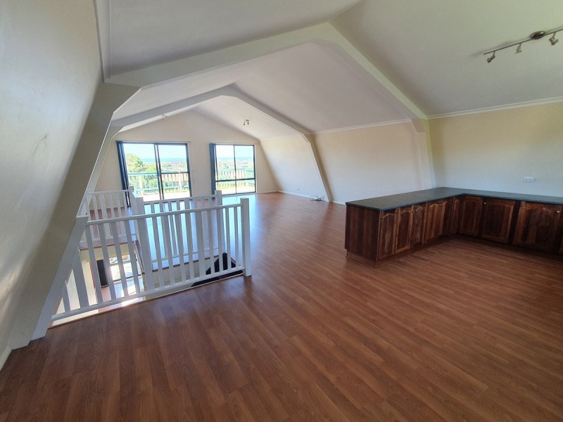 22 O’Neills Road, Lakes Entrance VIC 3909