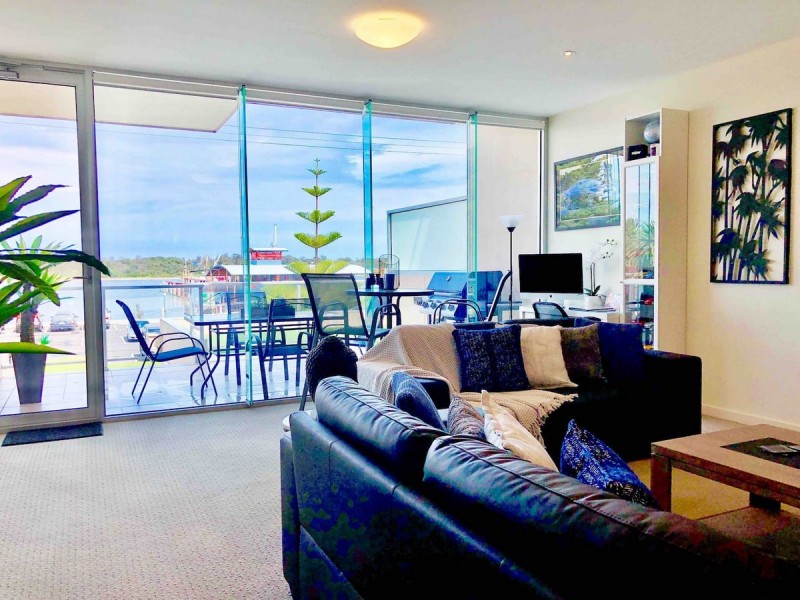 2/247 Esplanade, Lakes Entrance VIC 3909